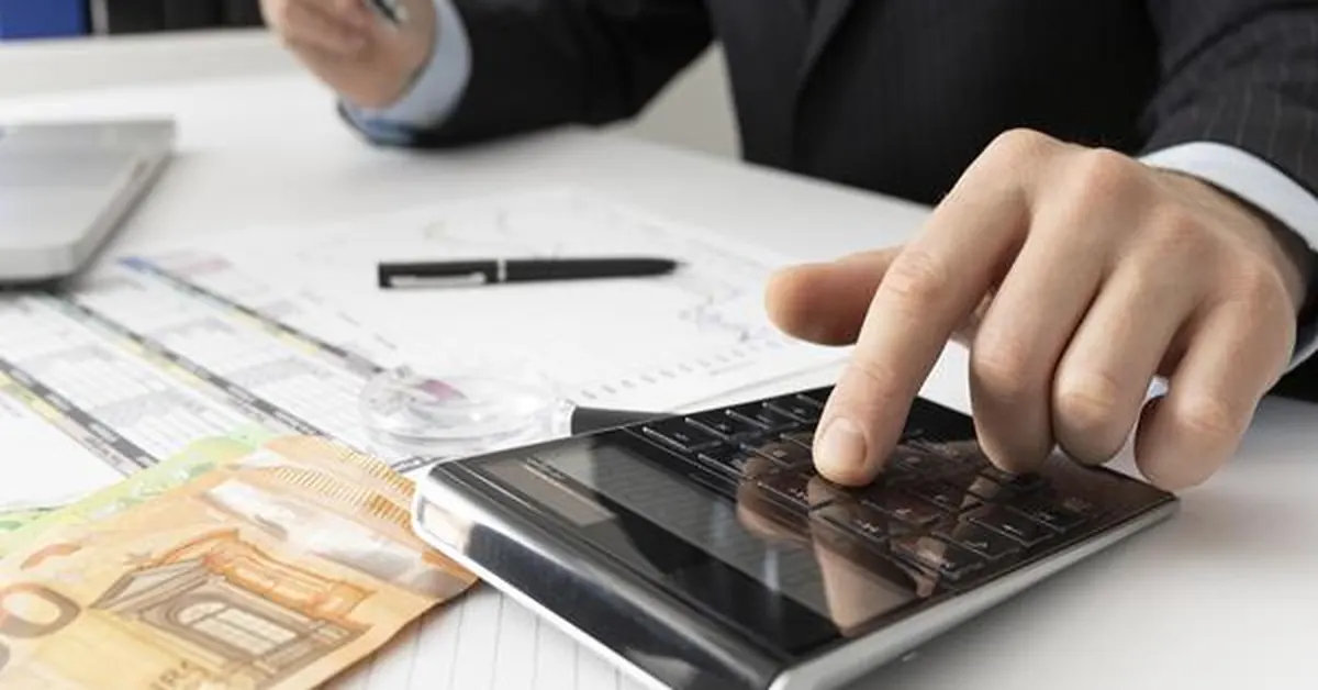 Porównanie: Finansowo.pl, Finloo i CreditYES.pl w akcji!